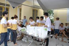 Babeeni's annual medical examination and gifts giveaway in Hung Yen and Hai Duong, June 2017
